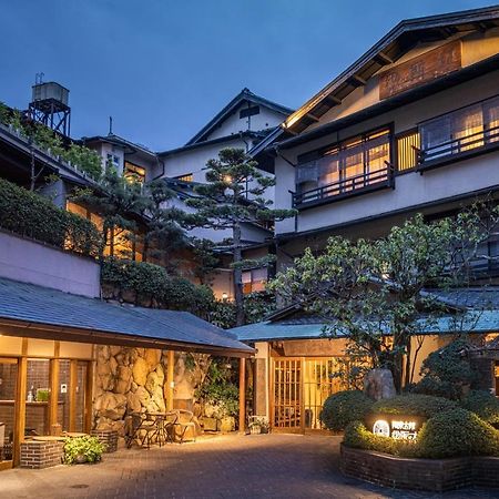 Hotel Arima Onsen Tocen Goshobo Kobe Zewnętrze zdjęcie The hotel's courtyard
